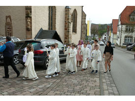 Feier der 1. Heiligen Kommunion in Sankt Crescentius (Foto: Karl-Franz Thiede)